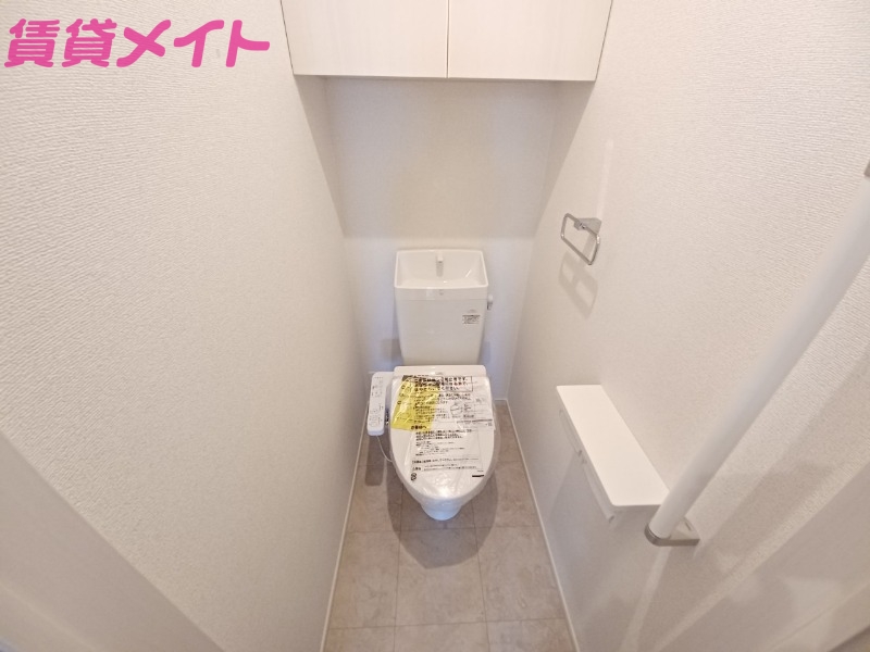 トイレ　同物件別室画像