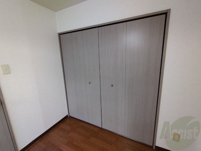 収納　クローゼットがありました。お洋服や荷物はここへ
