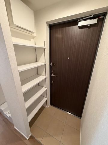 玄関　☆広々とした玄関☆