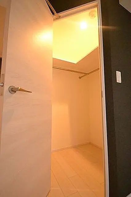 収納　別タイプ部屋　参考写真です