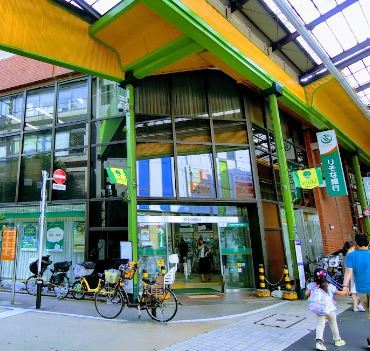 銀行　（株）りそな銀行／大森支店（銀行）まで109m