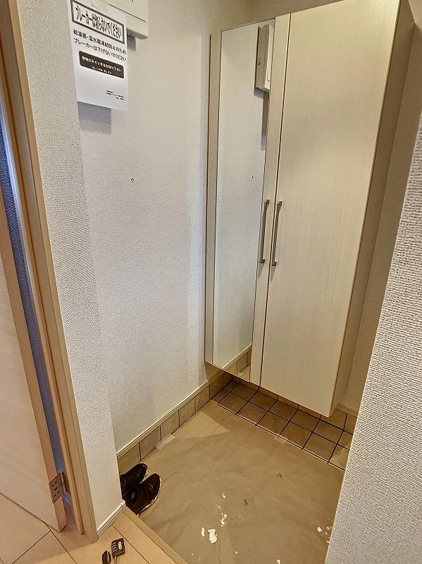玄関　玄関