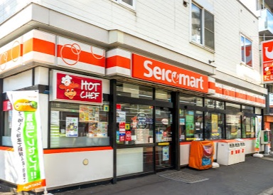 コンビニ　セイコーマートどもん店（コンビニ）まで131m