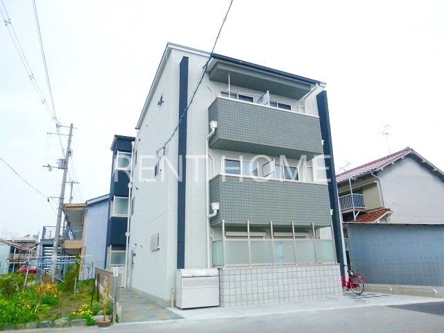 建物外観　平成27年築のオール電化マンションです