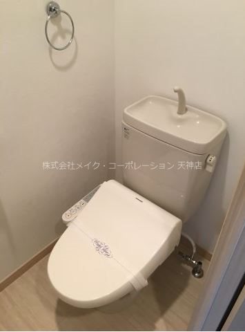 トイレ　同物件他部屋の参考写真となります。