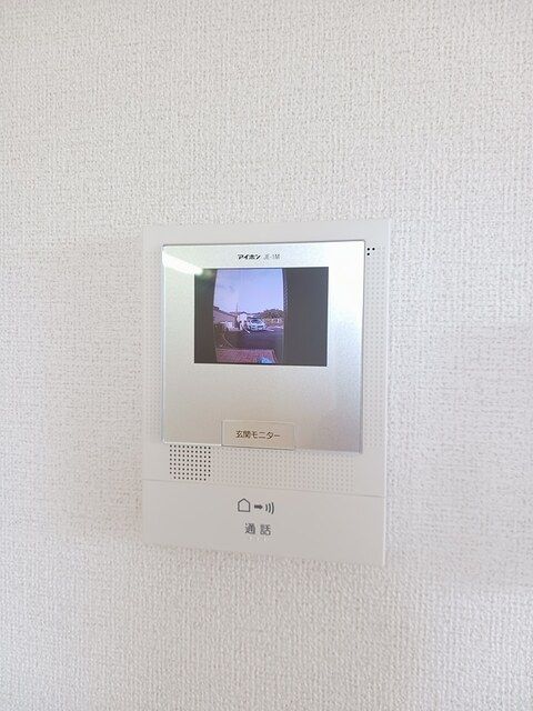 セキュリティ　モニター付きインターホン