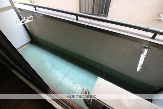 阪急千里線 下新庄駅 徒歩6分 3階建 築31年の内装写真