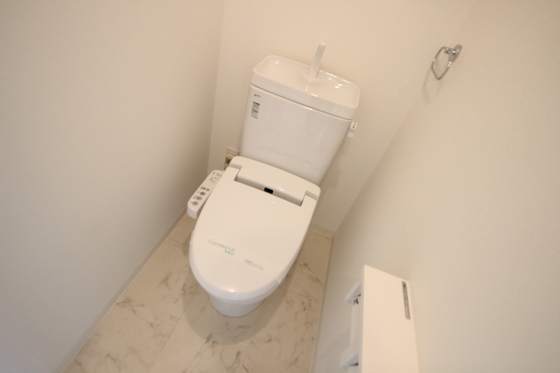 トイレ　※別部屋の写真です