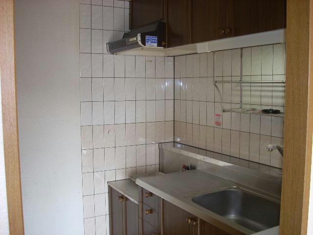 キッチン　※別部屋写真