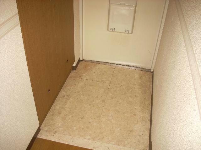 玄関　※別部屋写真