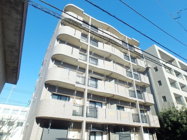 建物外観　オートロック完備