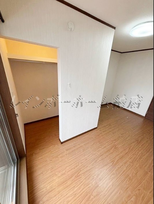 居室・リビング　別部屋。参考写真。
