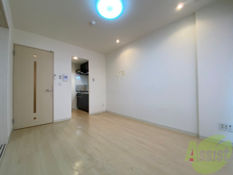 居室・リビング　広くてキレイなお部屋が広がっていて、充実した生活が送れそう。