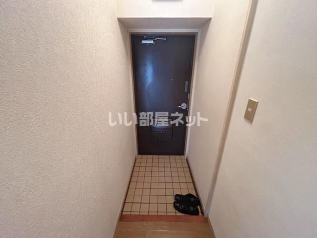 フローラ京橋の玄関写真