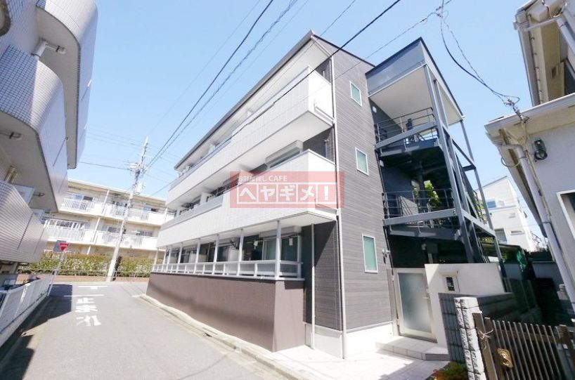 エントランス　外観