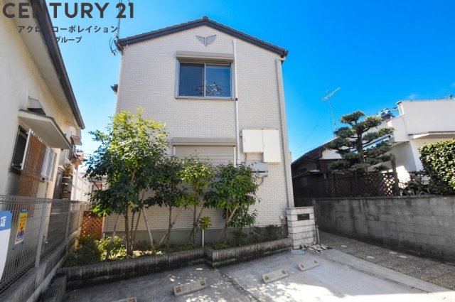 建物外観　TVモニター付きインターホンで安心♪