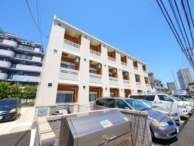 レオネクストボンボネーラの外観写真