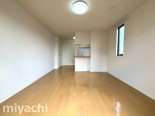 ＪＲ高徳線 吉成駅 徒歩19分 2階建 築20年の居間写真