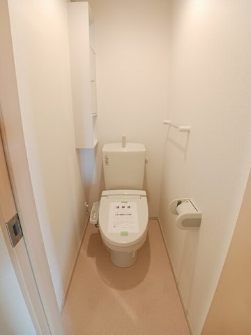 高松琴平電鉄長尾線 高田駅 徒歩22分 2階建 築13年のトイレ写真