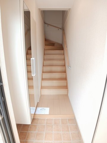 高松琴平電鉄長尾線 高田駅 徒歩22分 2階建 築13年の玄関写真