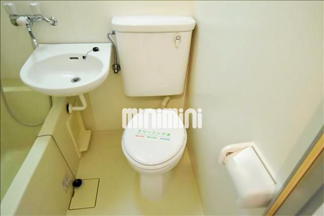 小林アパートのトイレ写真