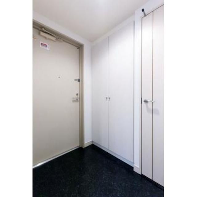 玄関　※写真は同タイプ住戸です。