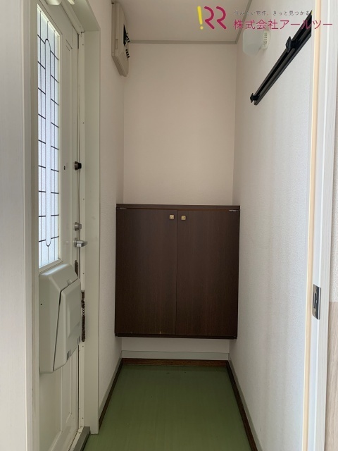 玄関　シューズボックス