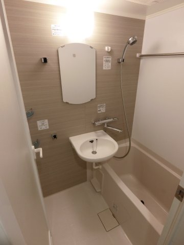 バス・シャワールーム　他のお部屋の参考写真となります。