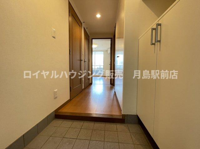 玄関　※別部屋参考写真