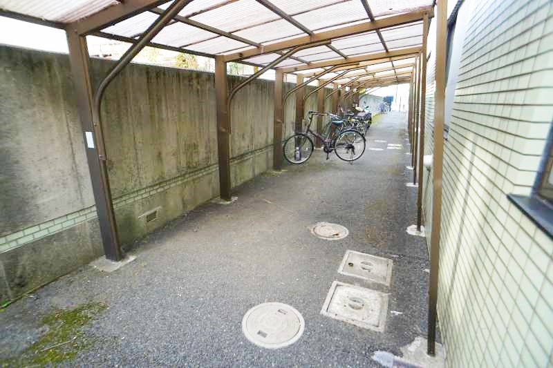 その他共有部分　駐輪場あり