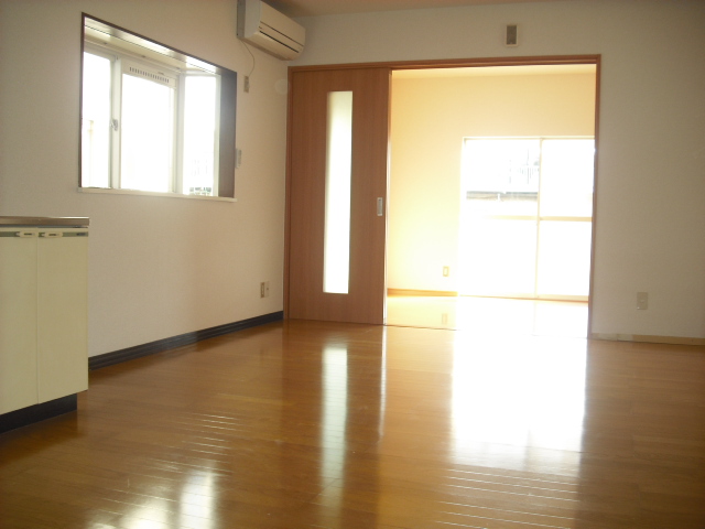 居室・リビング　ひろびろ～12帖のリビングです