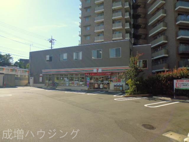 コンビニ　セブンイレブン　成増3丁目店（コンビニ）まで533m