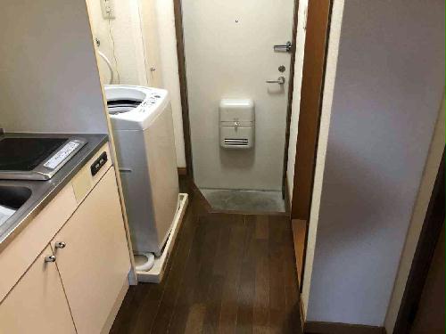 玄関　設備・仕様は号室により異なる為、現況を優先致します。