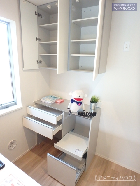 その他部屋・スペース　●コレはうれしい♪キッチンファニチャー付。