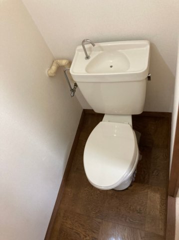 【Fアパルトメント皿山町のトイレ】