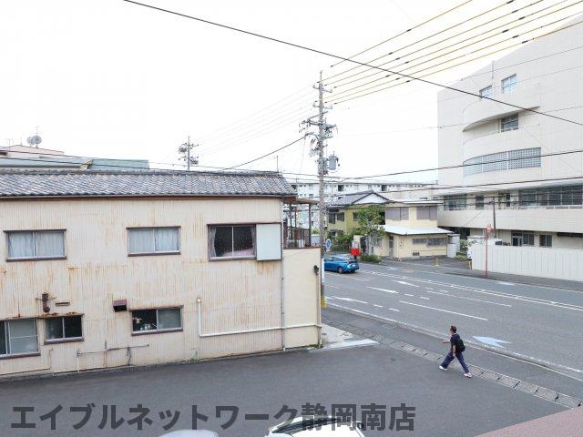 【静岡市駿河区小鹿のマンションの眺望】