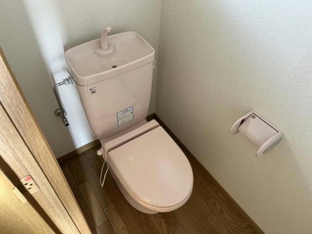 【郡山市西ノ内のアパートのトイレ】