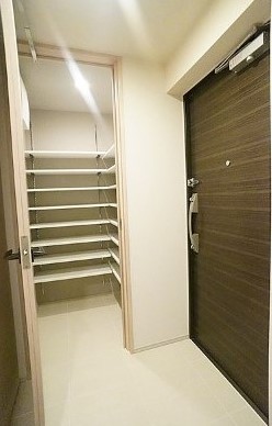 玄関　別部屋参照♪