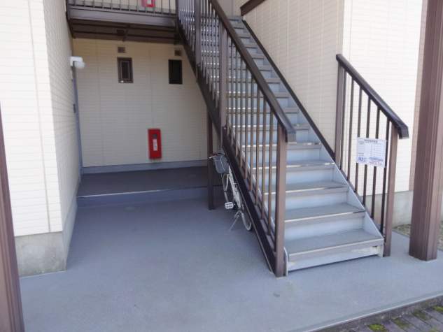 エントランス　駐車場