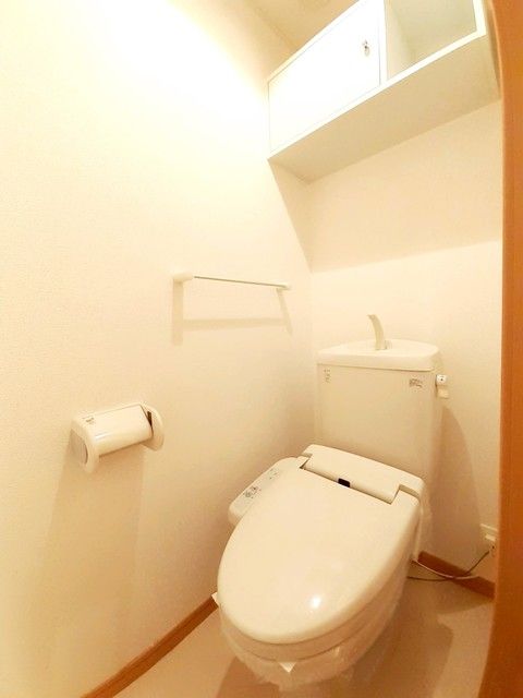 【富士宮市城北町のアパートのトイレ】