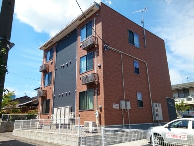 新潟県新潟市中央区紫竹山７（アパート）の賃貸物件の外観