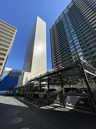 【江東区有明のマンションの駐車場】