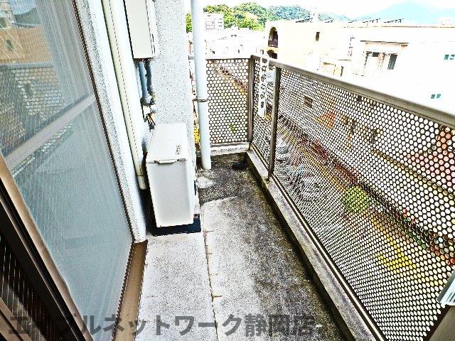 【静岡市葵区馬場町のマンションのバルコニー】