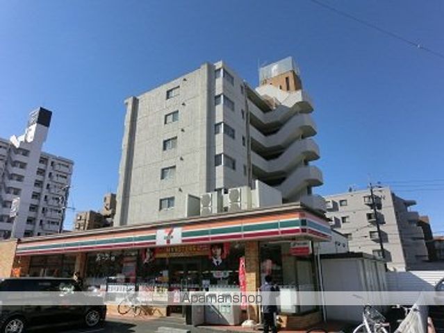 コンビニ　セブンイレブン（コンビニ）まで194m