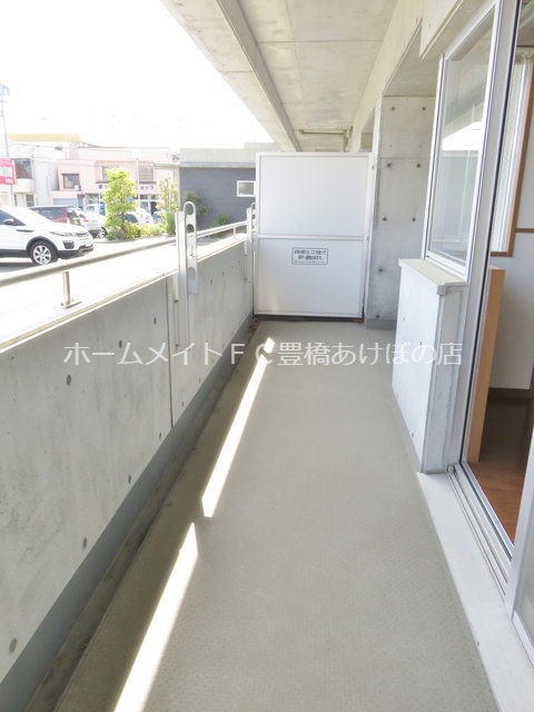 バルコニー　同型別部屋写真