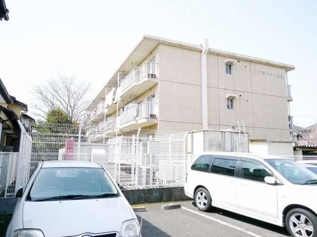 東村山市青葉町のマンションの建物外観