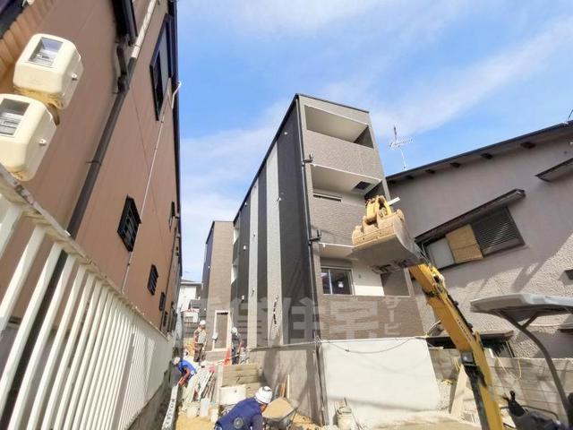 クレアモントヒルズ宝塚の建物外観