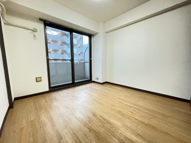 居室・リビング　室内にエアコン付いてます。