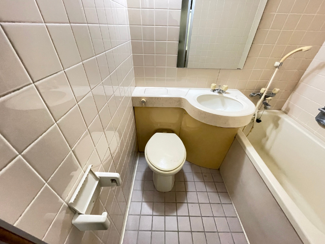 トイレ　掃除が簡単なユニットバスです。