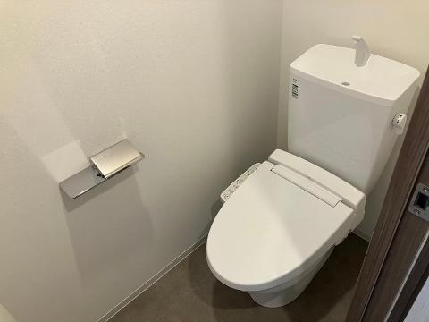 トイレ　シャワー付トイレ